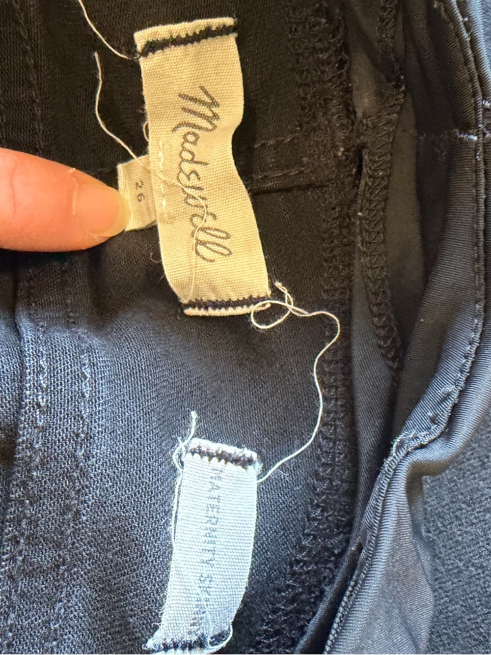 Maxwell maternity skinny s 26